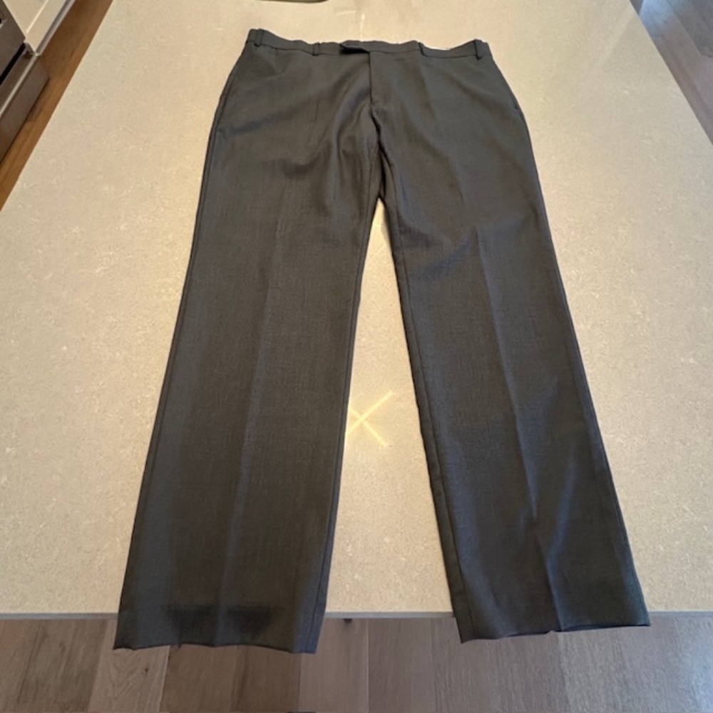 MICHAEL KORS Men's Matisse Solid Classic-Fit Dress Pants Dark Gray 40Wx30